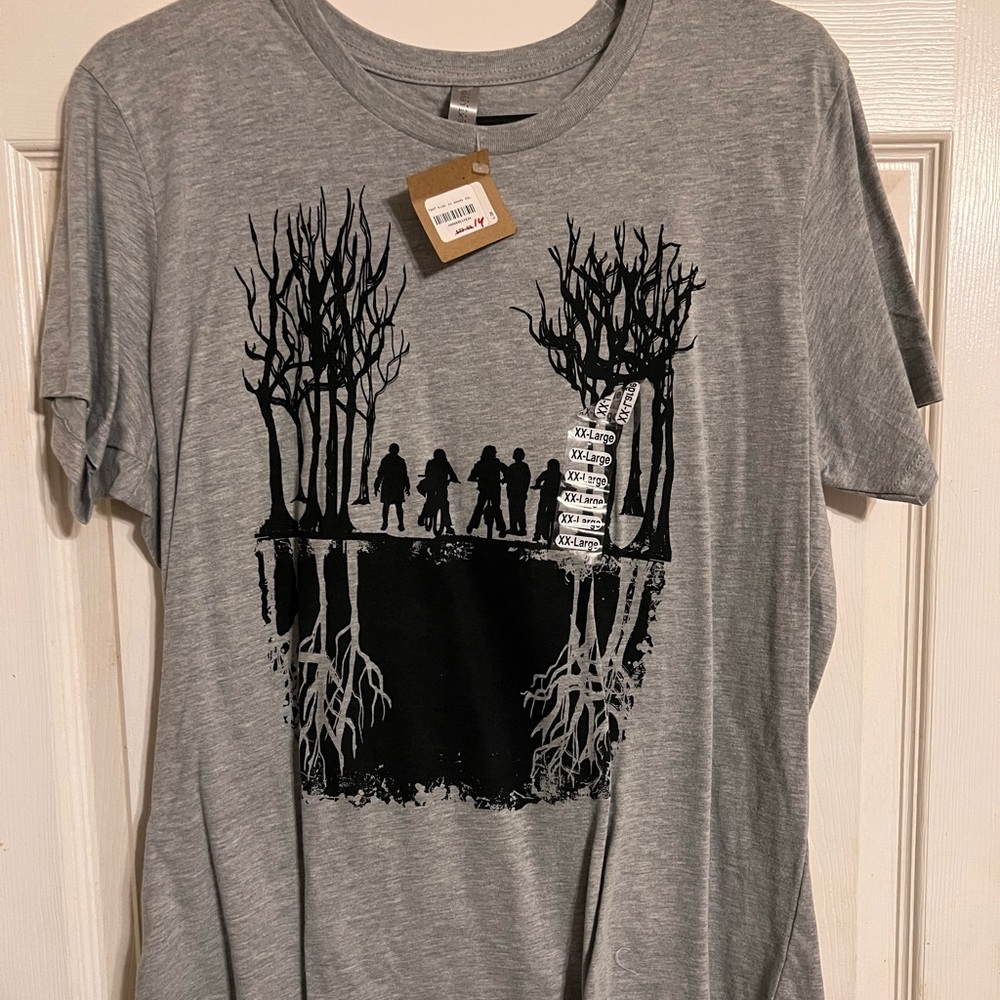 Stranger things XXL shirt